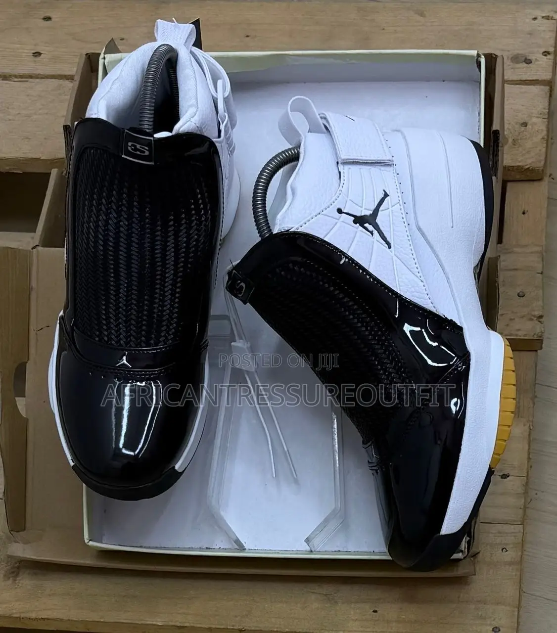 Air Jordan 19 Og Released Sneaker on 10/07/2004 Restocked Collection