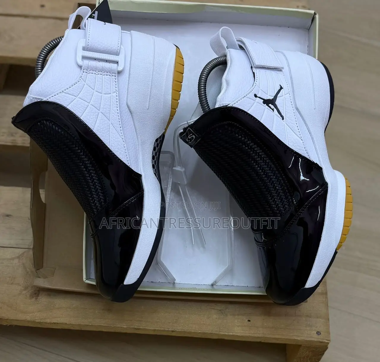 Air Jordan 19 Og Released Sneaker on 10/07/2004 Restocked Collection