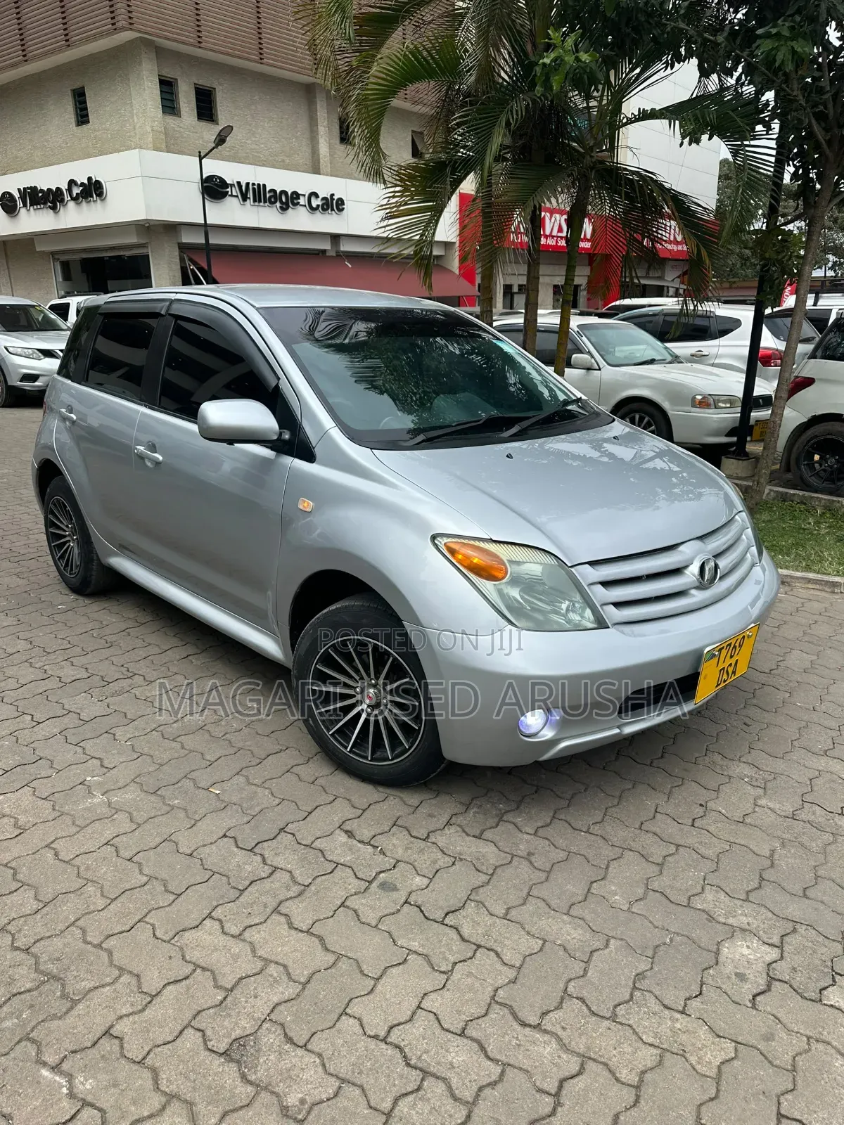 Toyota IST 2006 Silver