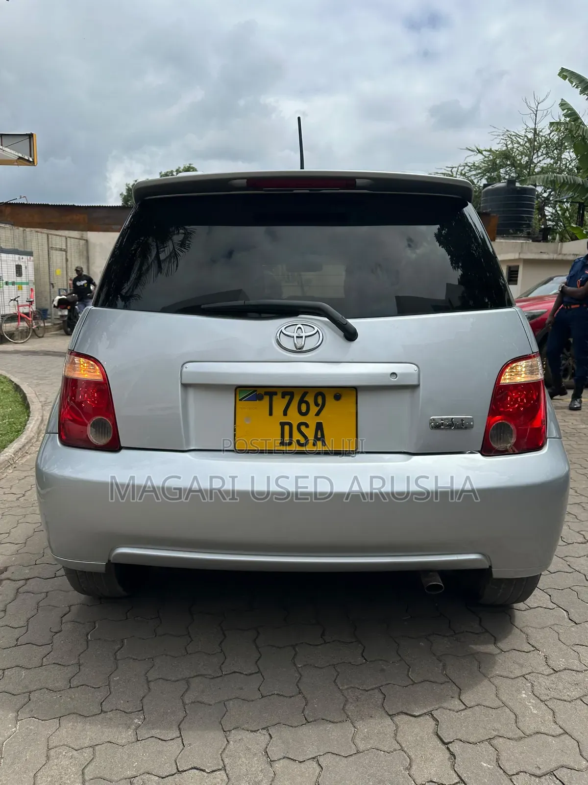 Toyota IST 2006 Silver