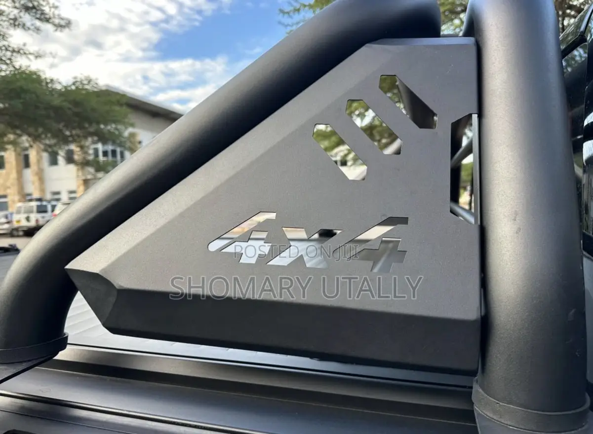 Toyota Hilux 2021 Gray