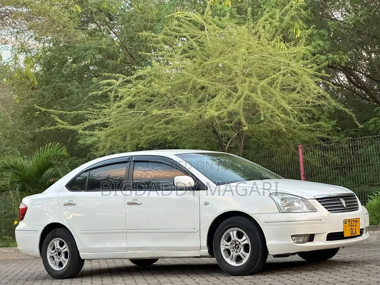 Toyota Premio 2004