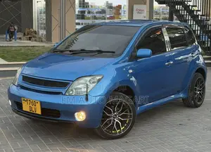 Toyota IST 2004 Blue