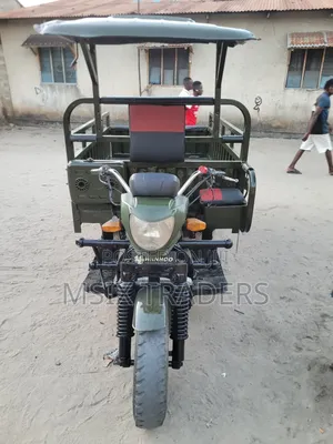 Motorcycle 2023 Green