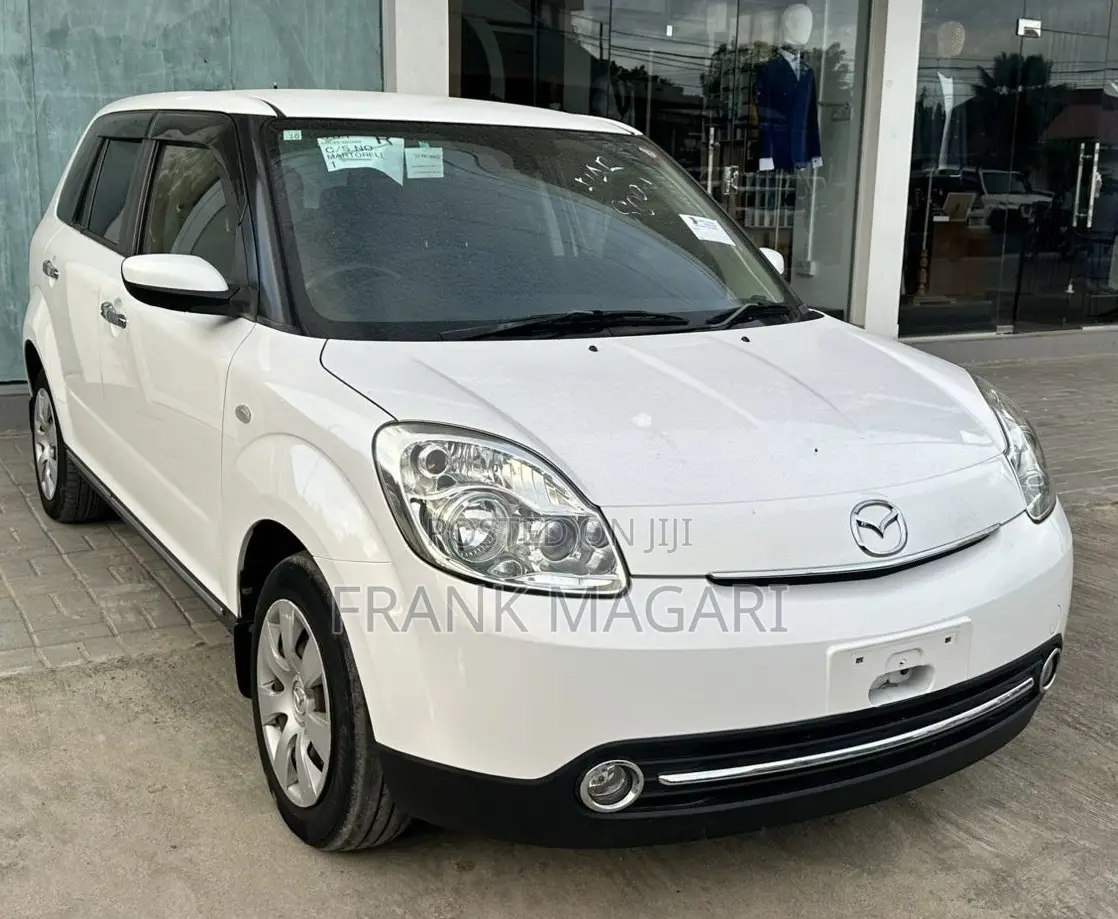 Mazda Verisa 2010 White