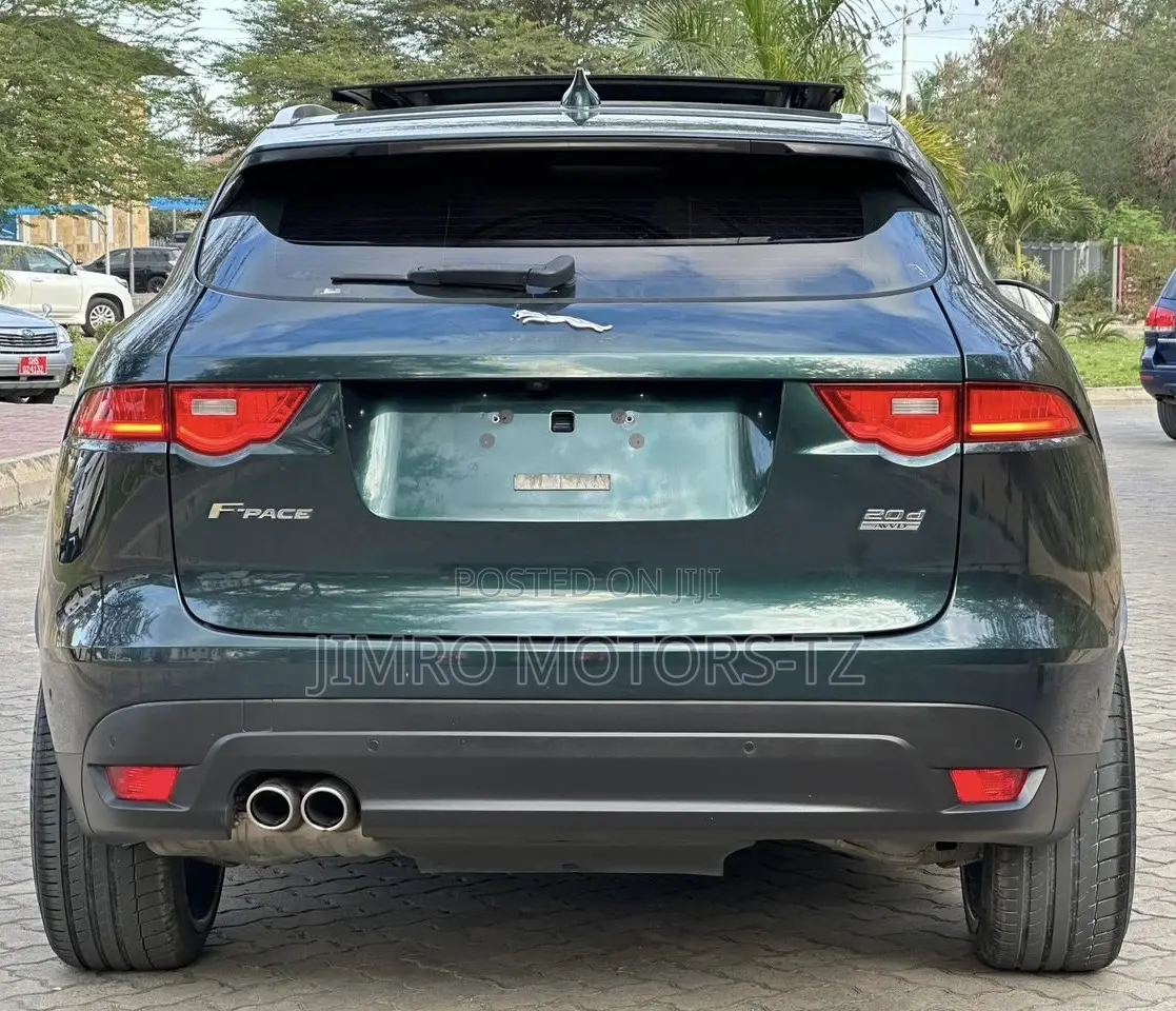 Jaguar F-Pace 2018 Green