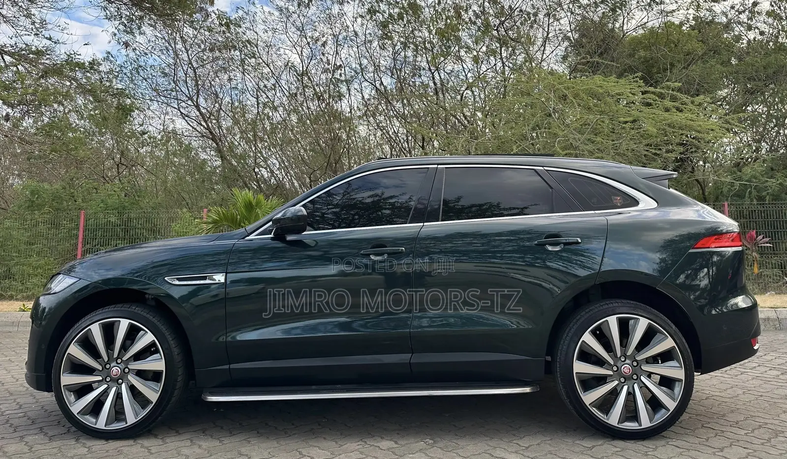 Jaguar F-Pace 2018 Green