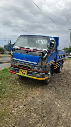 Canter Tipper 4d33