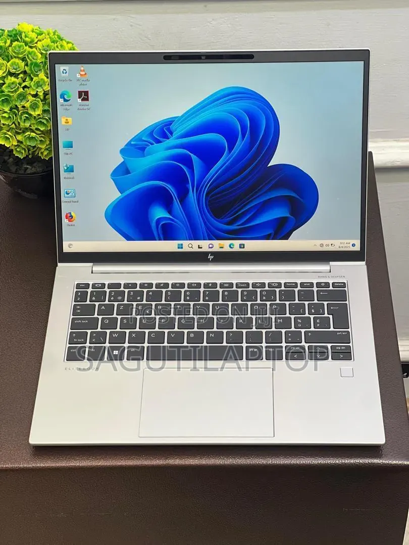 Laptop HP EliteBook 845 G10 16GB AMD Ryzen 5 SSD 256GB