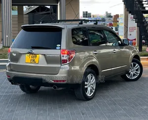 Subaru Forester 2009 Gold