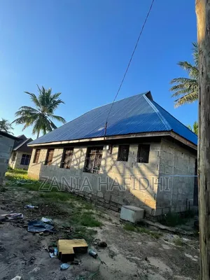8bdrm House in Chanika for sale