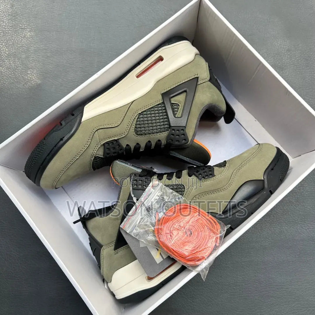 Men's Leather Shoes or Sneakers or Raba Za Jordan 4 Brand Full Boxed