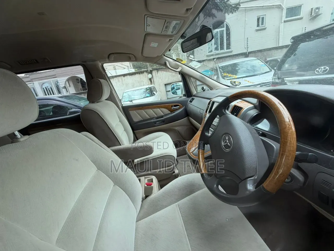 Toyota Alphard 2007 White