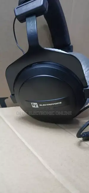 Ev_electovoice Headphone Studio