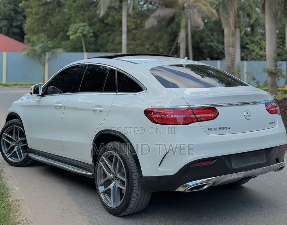Mercedes-Benz GLE-Class 2017 White