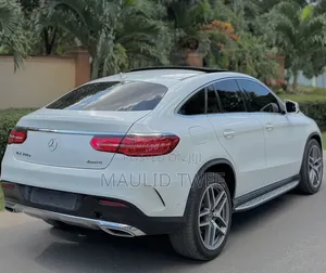 Mercedes-Benz GLE-Class 2017 White