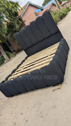 Bedsofa Mbavu Nene 5×6 Imara