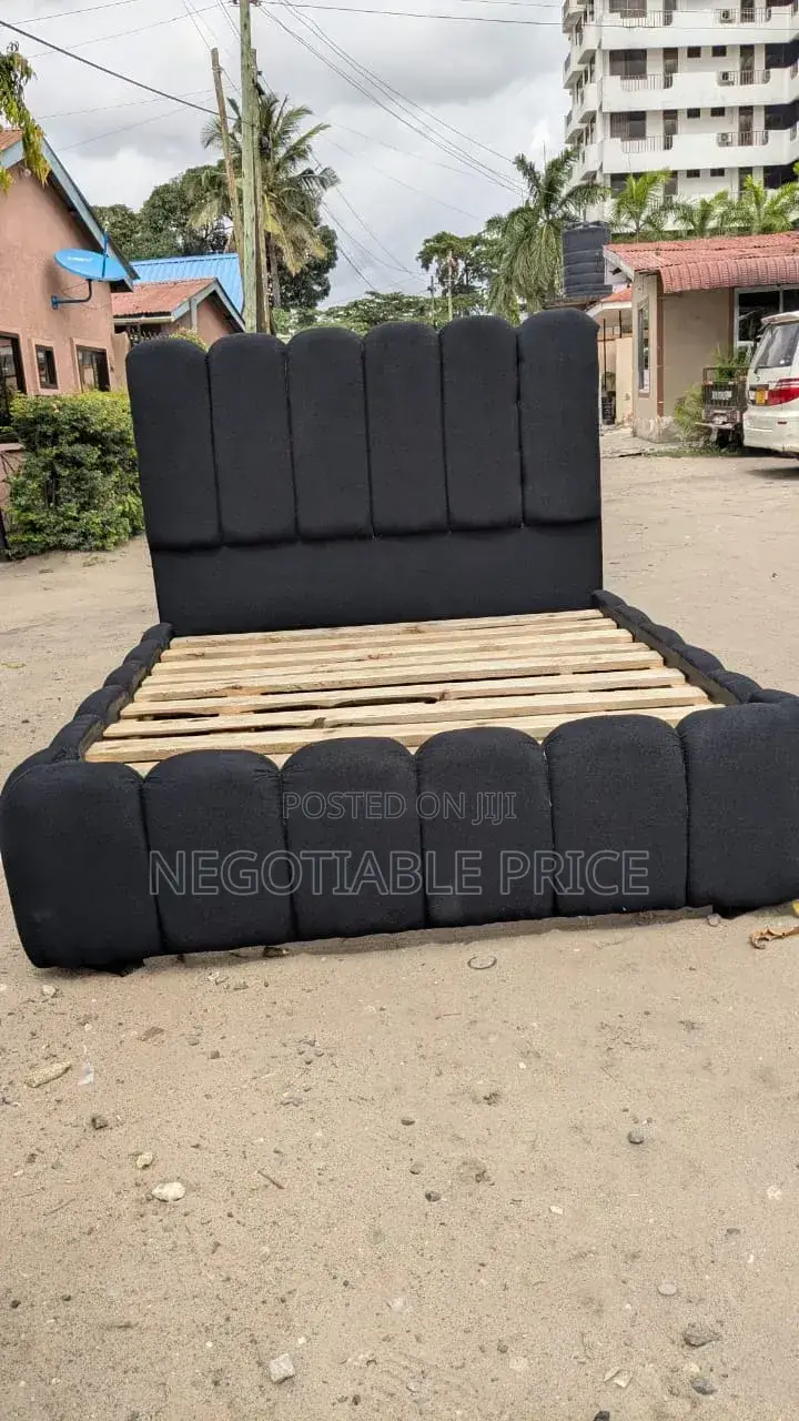 Bedsofa Mbavu Nene 5×6 Imara