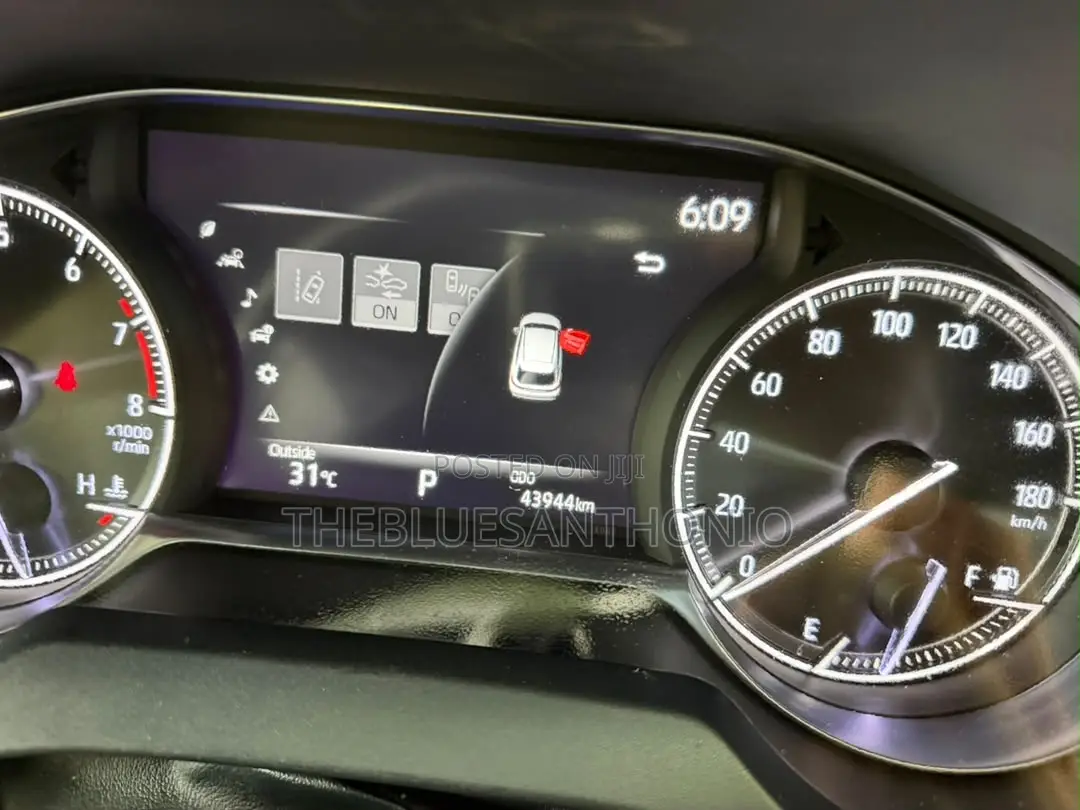 Toyota Harrier 2021 Black