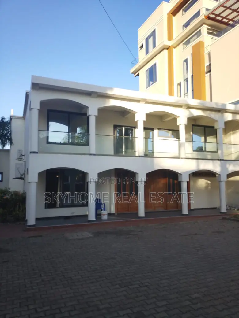 4bdrm House in Skyhome Real Estate, Masaki for rent