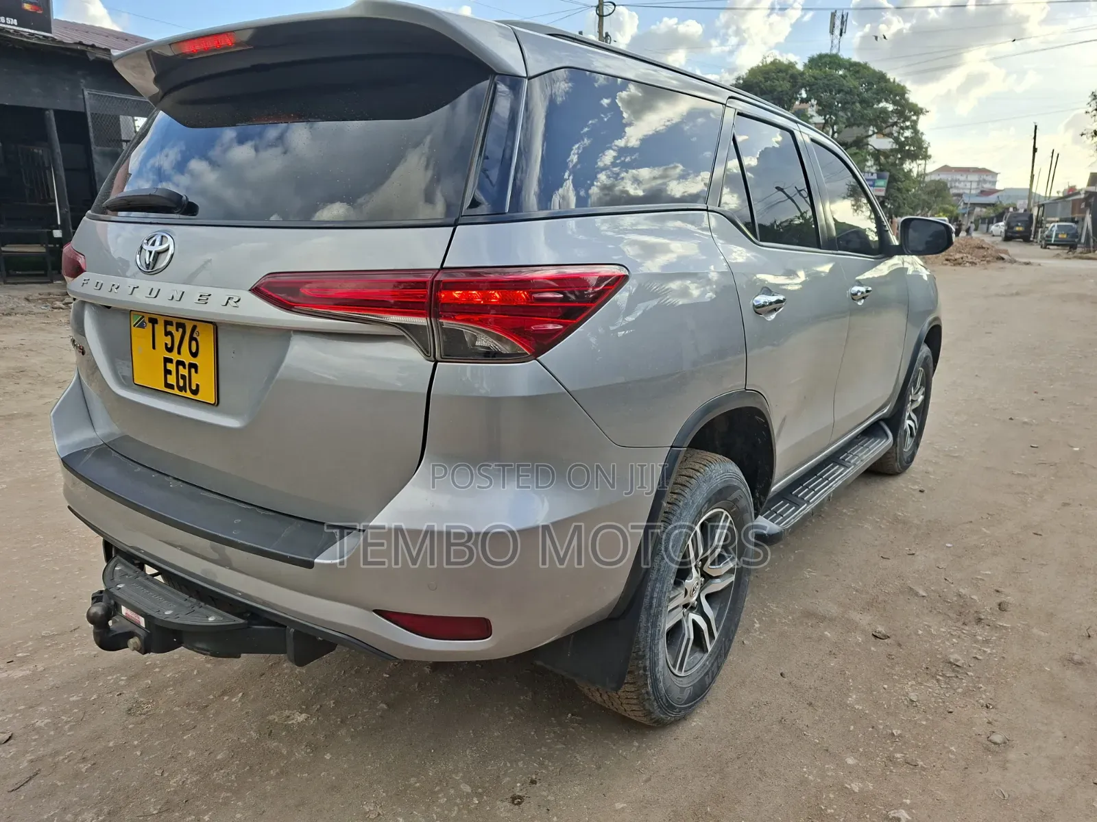 Toyota Fortuner 2022 Gray