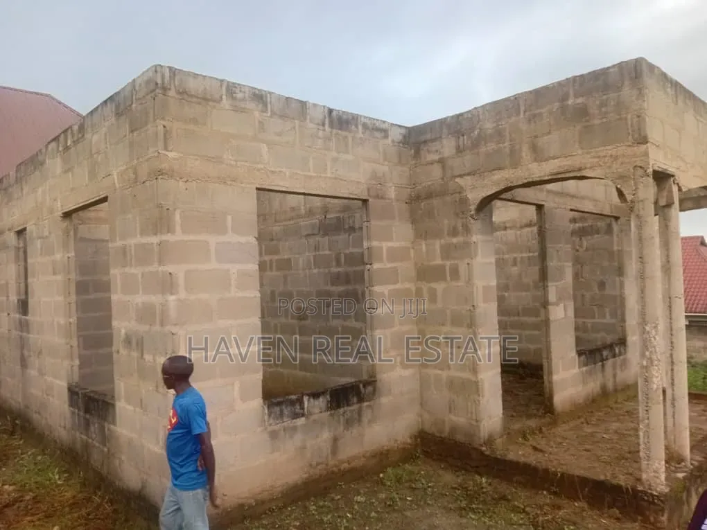 3bdrm House in Goba for sale