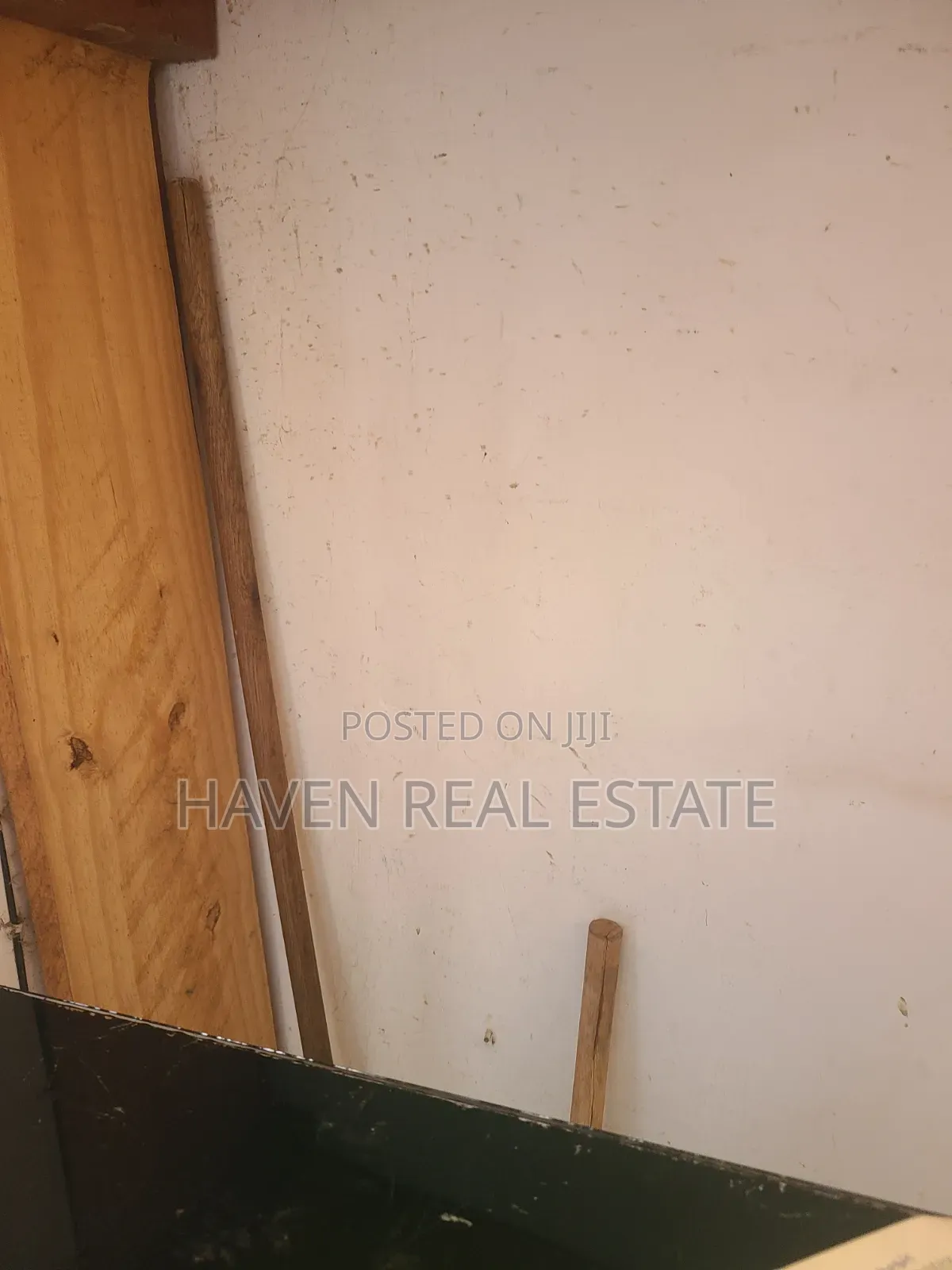 3bdrm House in Goba for sale