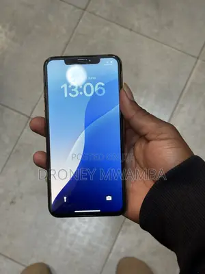 Apple iPhone XS Max 64 GB Gold