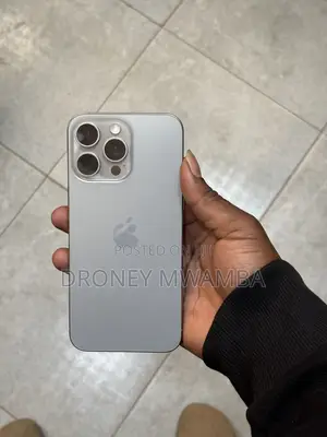 Apple iPhone 15 Pro Max 256 GB Silver