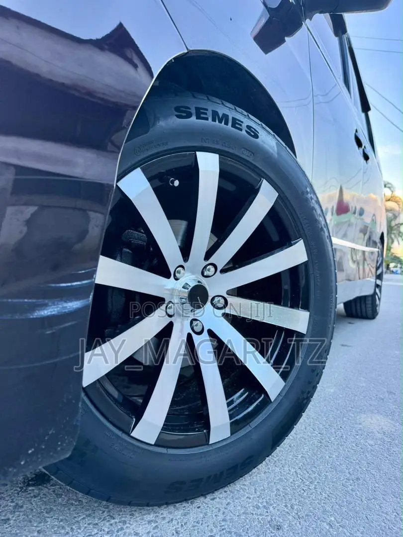 Toyota Vellfire 2012 Black