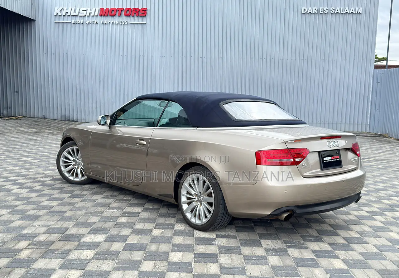 Audi A5 2011 Gold