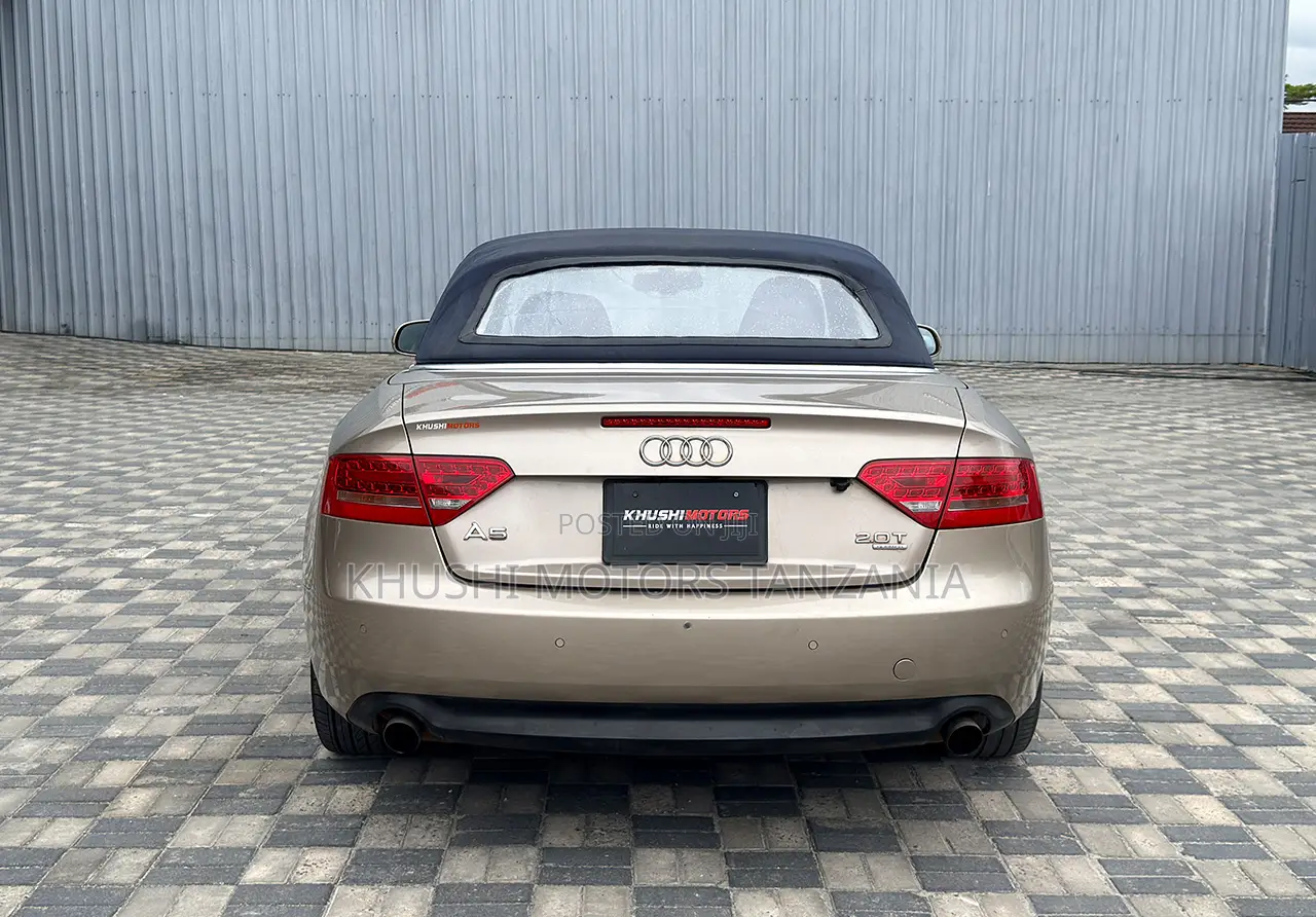 Audi A5 2011 Gold