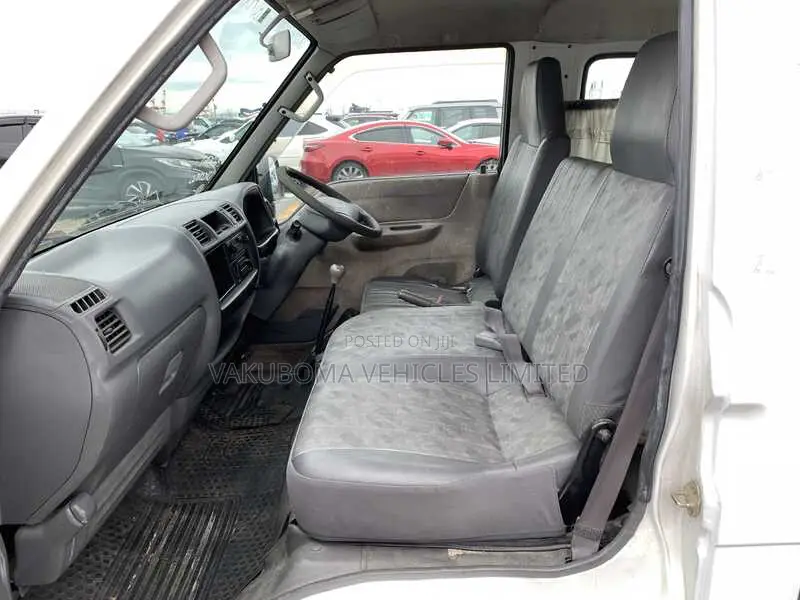 Mazda Bongo 2001 White