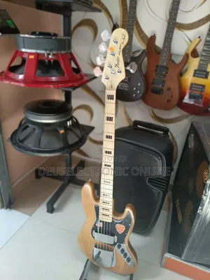 Fender Bass Active 5 Strings