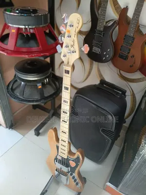 Fender Bass Active 5 Strings