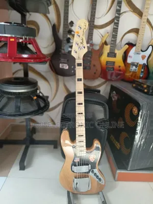 Fender Bass Active 5 Strings