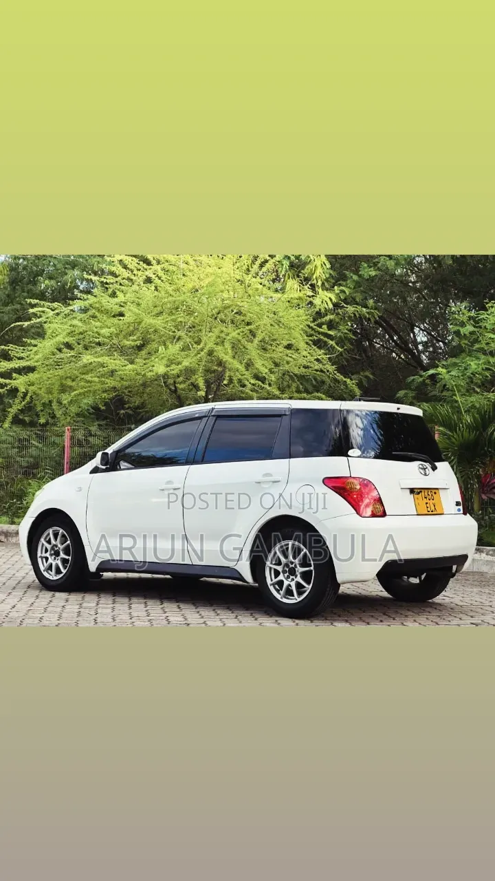 Arcfox T1 2025 White