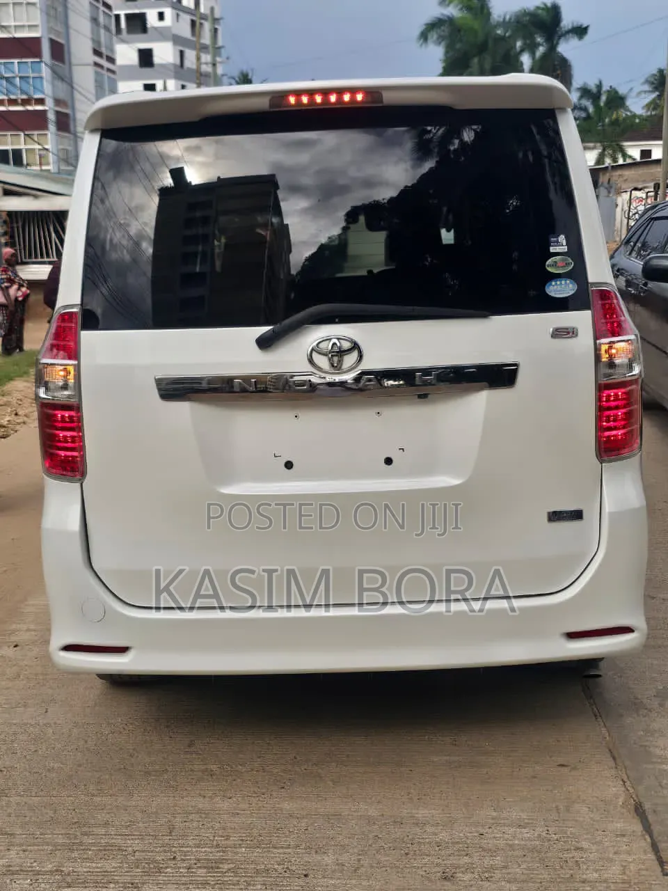 Toyota Noah 2008 White