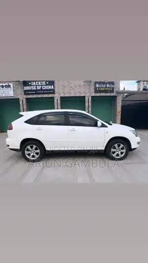 Toyota Harrier 2005 White