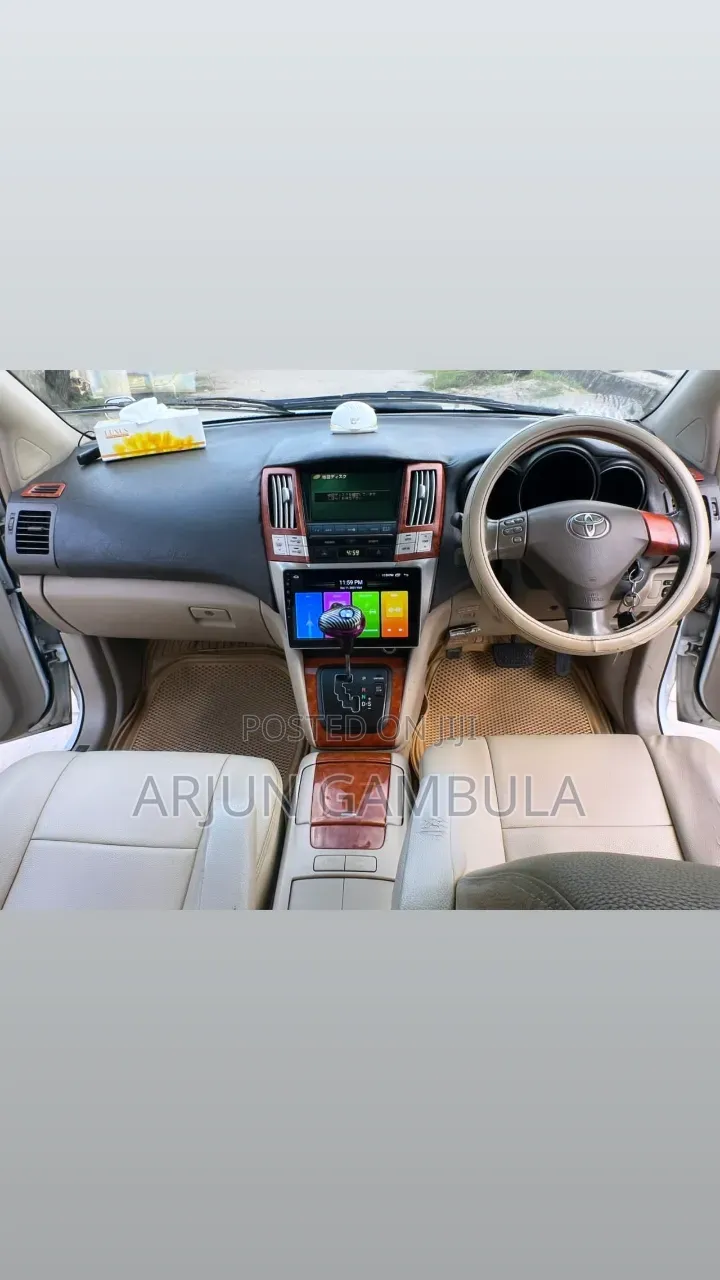 Toyota Harrier 2005 White