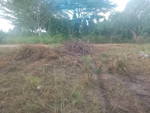 7bdrm Apartment in Lumina, Kinondoni for sale