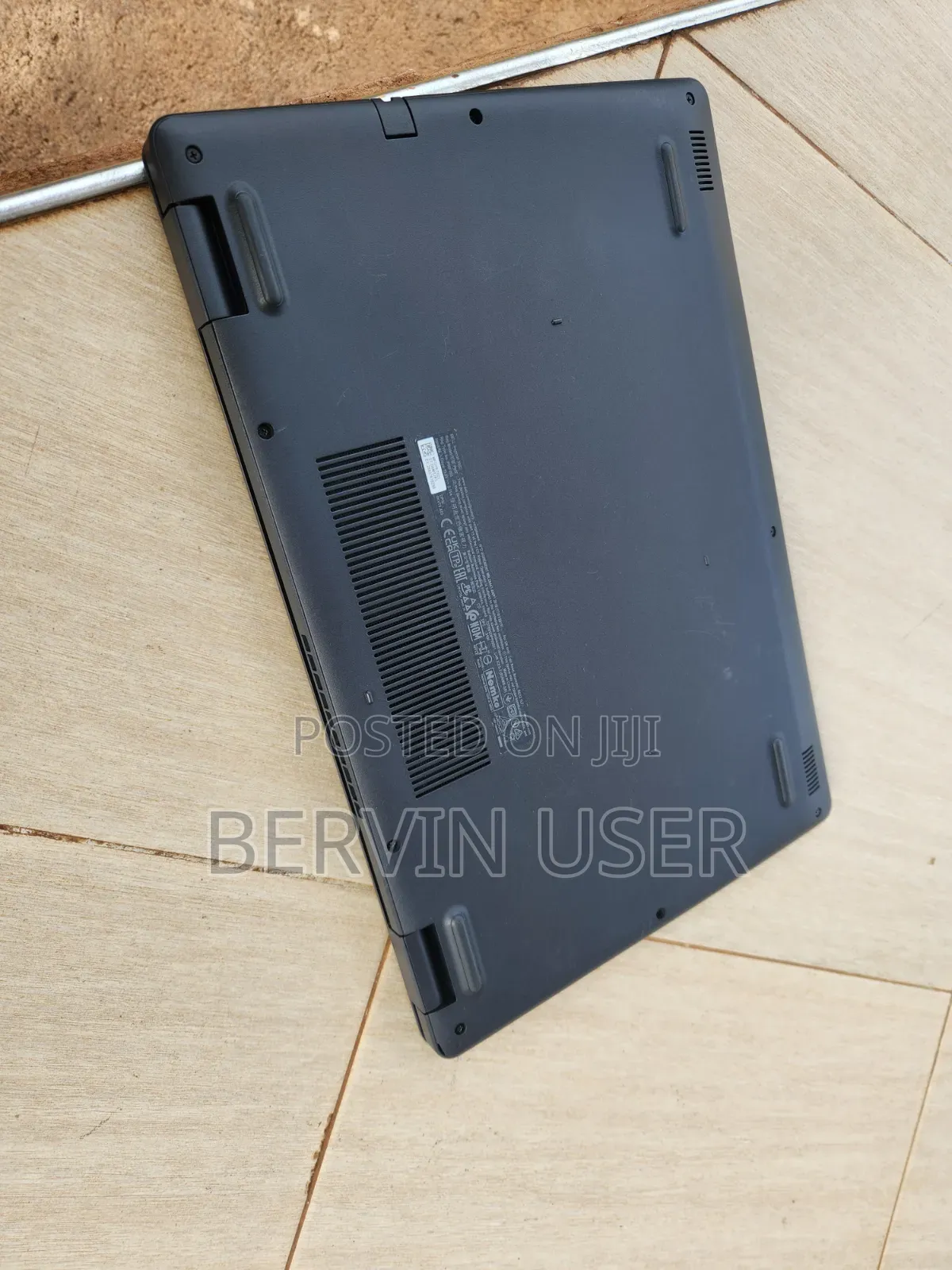 Laptop Dell Inspiron 15 3000 8GB Intel Pentium HDD+SSD 700GB