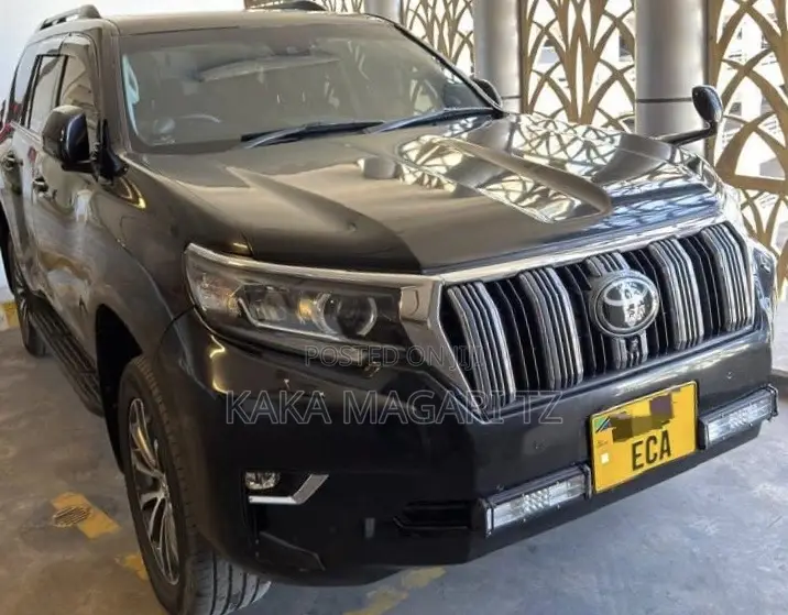 Toyota Land Cruiser Prado 2019 Black