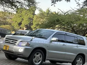 Toyota Kluger 2006 Silver