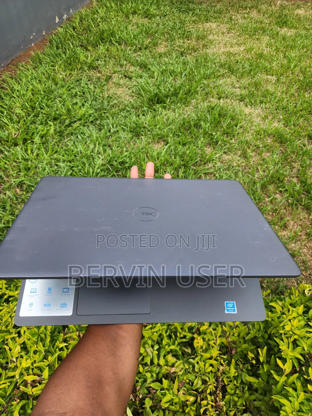 Laptop Dell Inspiron 15 3000 8GB Intel Pentium HDD+SSD 700GB