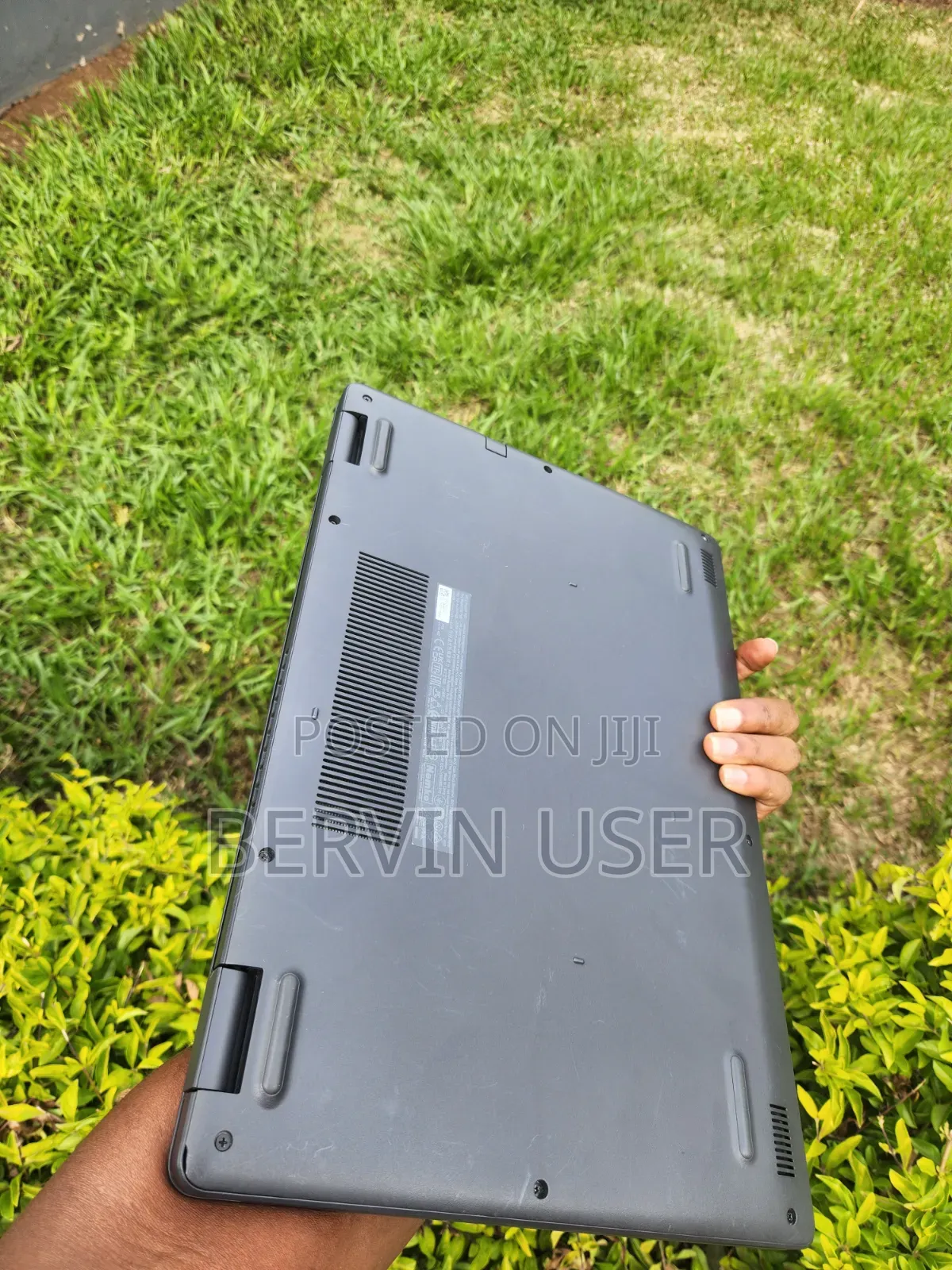 Laptop Dell Inspiron 15 3000 8GB Intel Pentium HDD+SSD 700GB