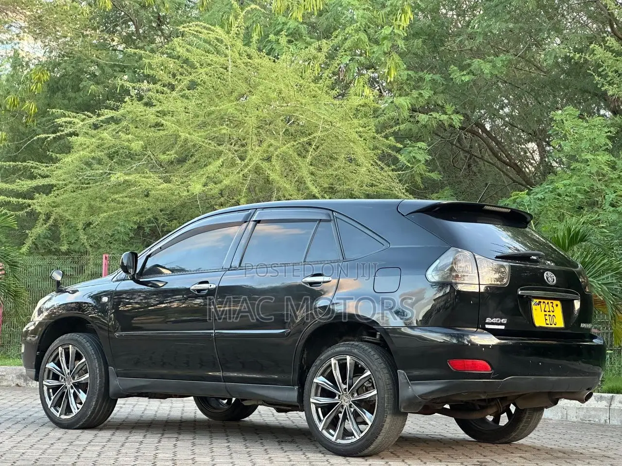 Toyota Harrier 2.4 2006 Black