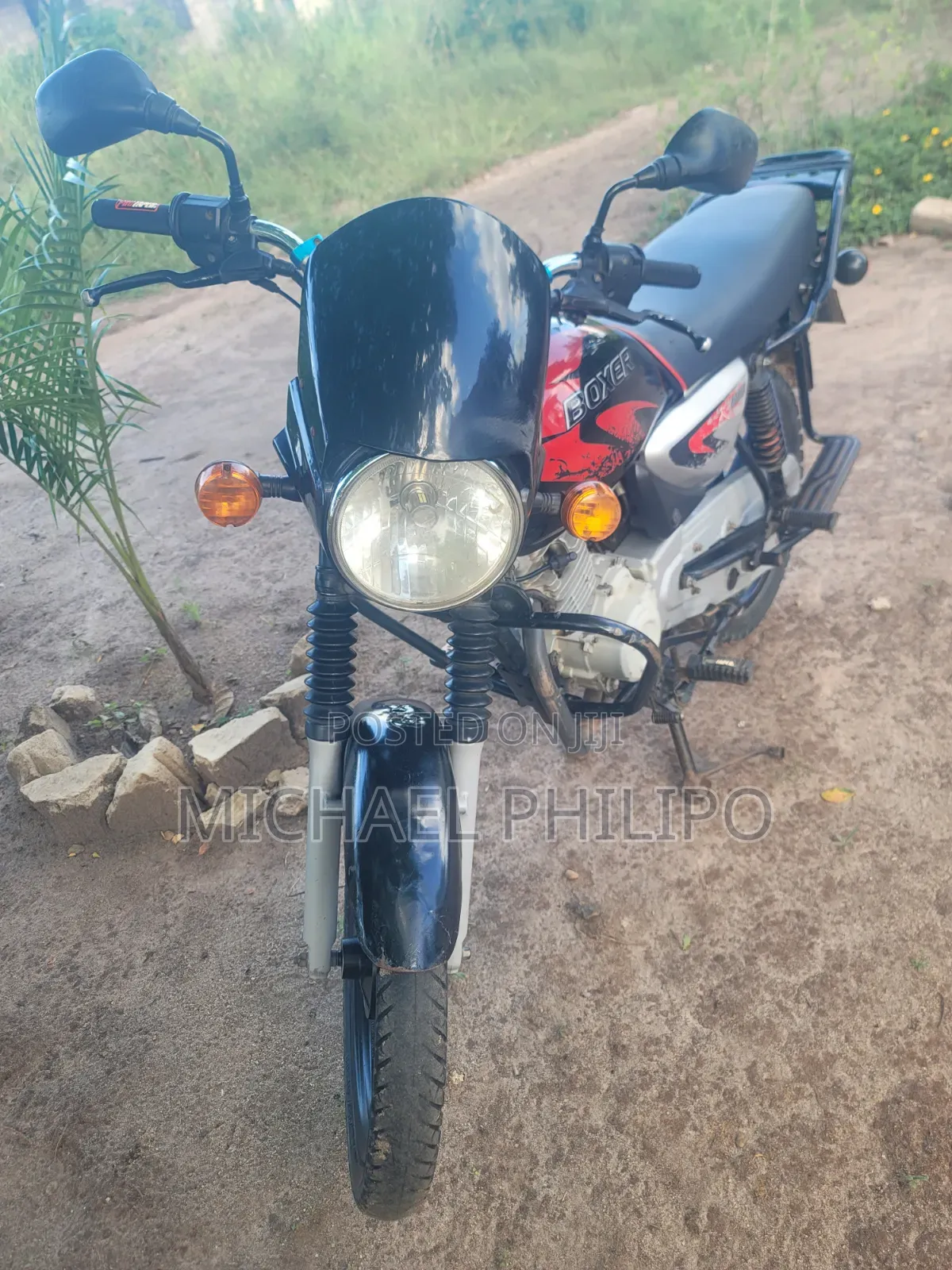 Bajaj Boxer X125 2023 Red