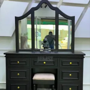 Dressing Table Ya Kisasa Rangi Nyeusi