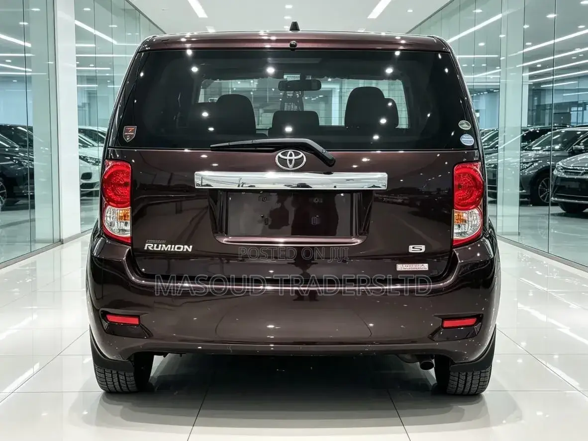 Toyota Corolla Rumion Hatchback 1.8 AWD 2008 Maroon